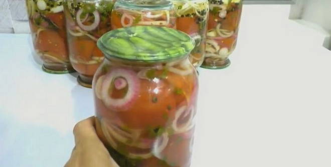 Маринованные помидоры с уксусом