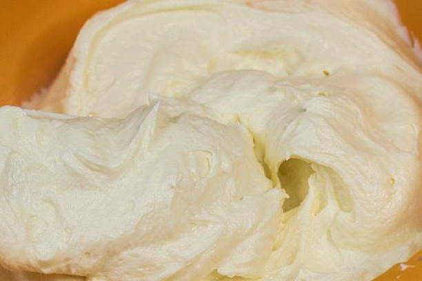 Классический крем «Пломбир» для бисквитного торта
