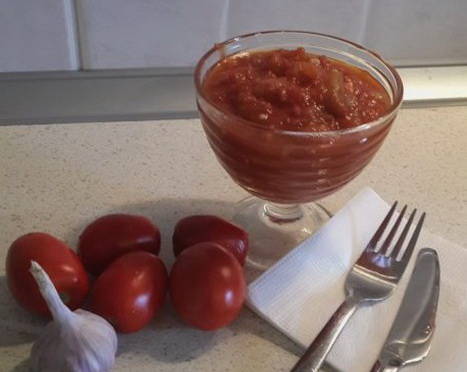 Лечо из баклажан с томатной пастой