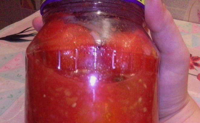 Помидоры в томатном соке из магазина