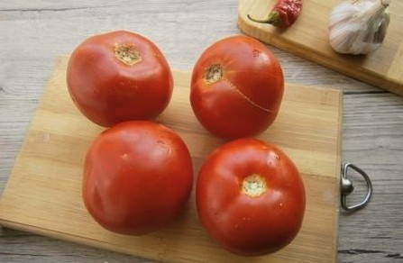 Малосольные помидоры дольками в пакете