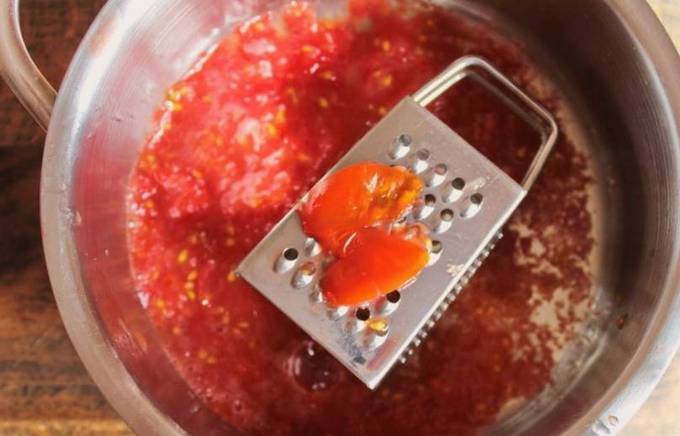 Солянка с лисичками с томатным соусом на зиму