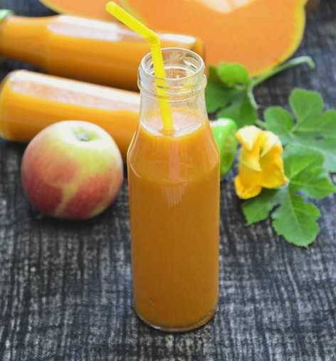 Тыквенный сок с яблоками и морковью в домашних условиях