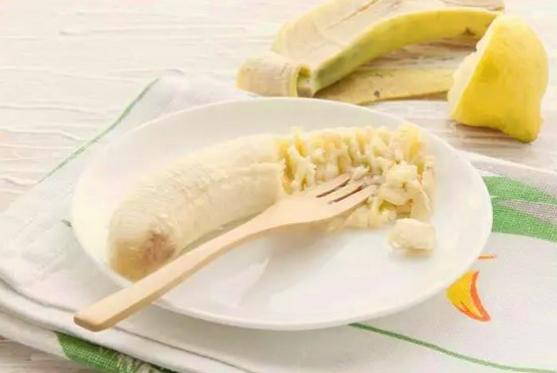 Оладьи с бананом на кефире