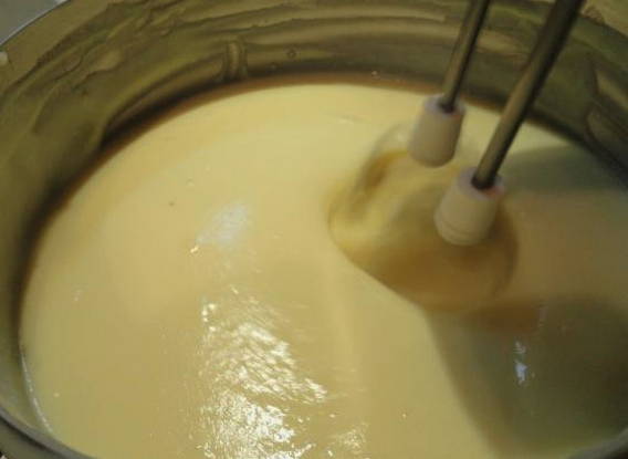 Заварной крем из молока и масла для торта в домашних условиях
