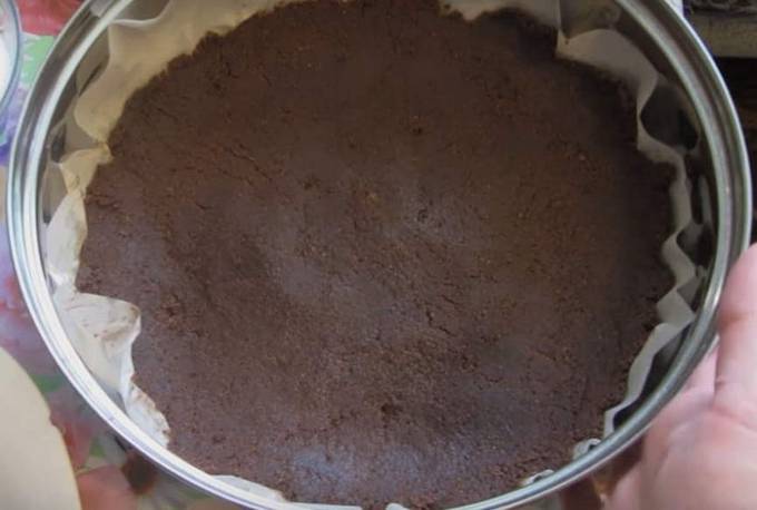 Торт из печенья без выпечки с творогом, сметаной и желатином