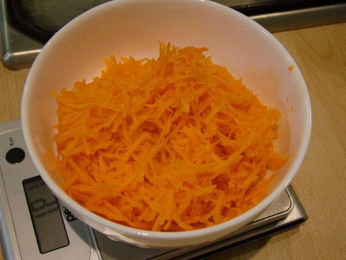 Постный морковный кекс
