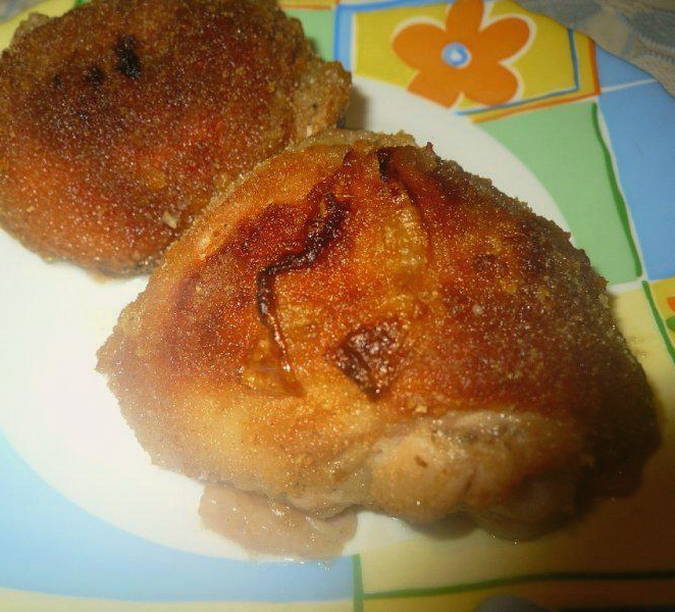 Куриные бёдра с корочкой на сковороде