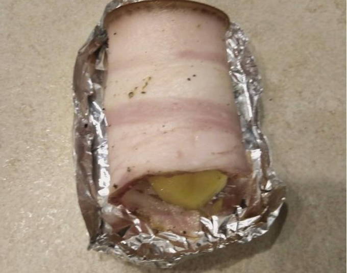 Картошка с беконом в фольге в духовке