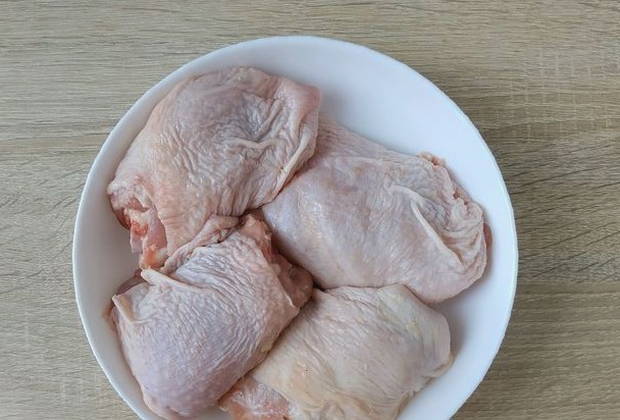 Курица в сметанном соусе в духовке
