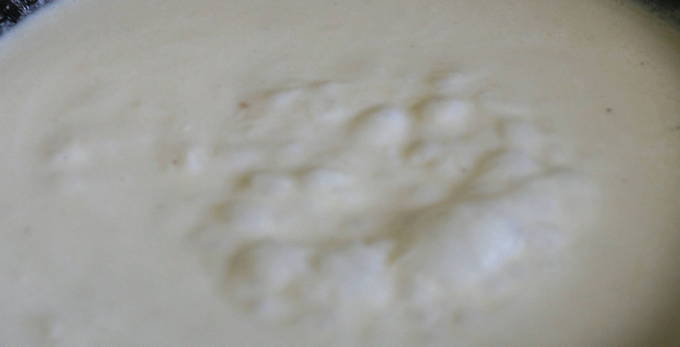 Макароны с плавленым сыром на сковороде