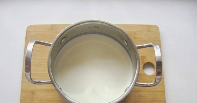 Крем «Пломбир» для бисквитного торта на молоке