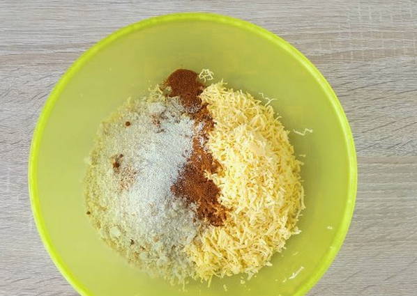 Цветная капуста в кляре с сыром и яйцом в духовке