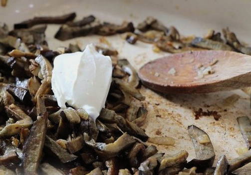 Баклажаны как грибы на сковороде