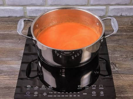Томатный крем-суп со сливками
