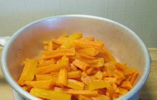 Цукаты из моркови в сушилке в домашних условиях