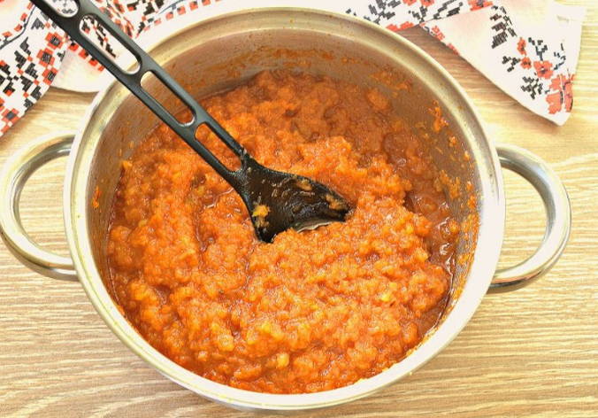 Соус из кабачков с томатной пастой на зиму