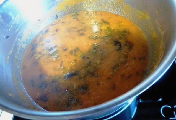 Томатный соус с базиликом и чесноком на зиму