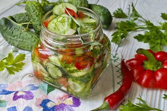 Салаты из овощей на зиму - 5 простых и вкусных рецептов заготовок с фото пошагово