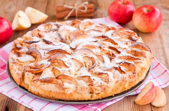 Пирог с яблоками без глютена и яиц (диетическая Шарлотка)