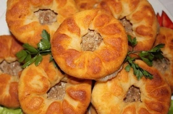 Татарские беляши | Рецепт | Идеи для блюд, Турецкие рецепты, Лепешки