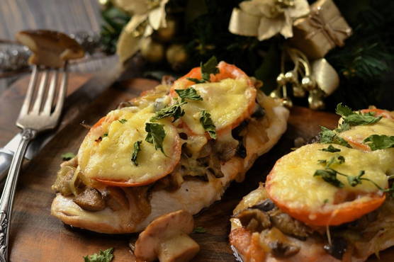 Куриные отбивные с грибами и сыром (пошаговый фото рецепт) - ВашВкус