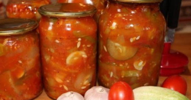 Салат из помидоров в соусе из болгарского перца - рецепт