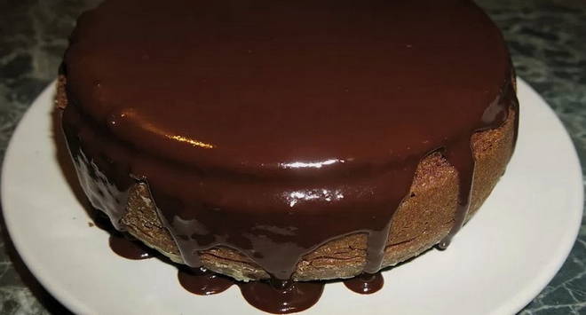 Бисквитный торт шоколадный