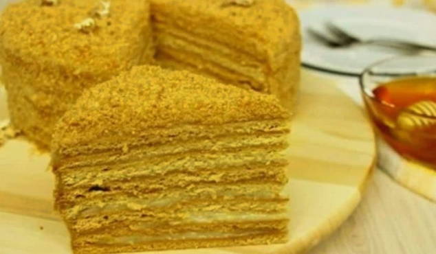 Медовый торт на водяной бане - классический рецепт