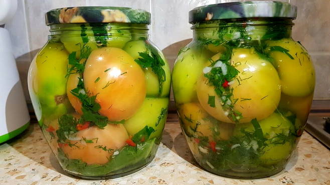 5 лучших томатов для свежих салатов, засолки, сока и длительного хранения