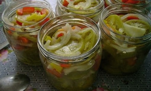 10 салатов без майонеза, которые захочется приготовить - Лайфхакер