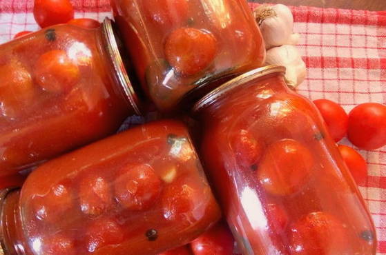 Приготовление помидор в домашнем томатном соке