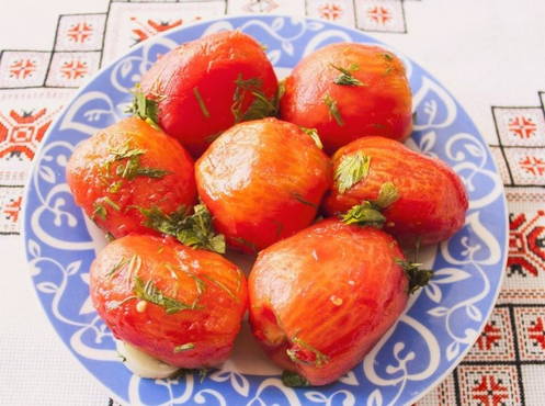 Маринованные помидоры без шкурки