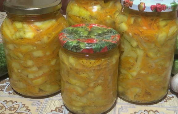 Салат из кабачков и огурцов по-корейски на зиму