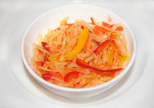 Салат из капусты с болгарским перцем (на зиму) - пошаговый рецепт с фото на Готовим дома