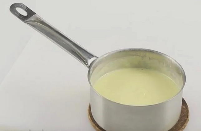 Крем для торта из яиц, молока и сахара