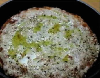 Тесто для пиццы на сковороде без сметаны