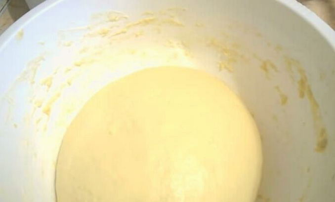 Тесто для беляшей с сухими дрожжами на молоке