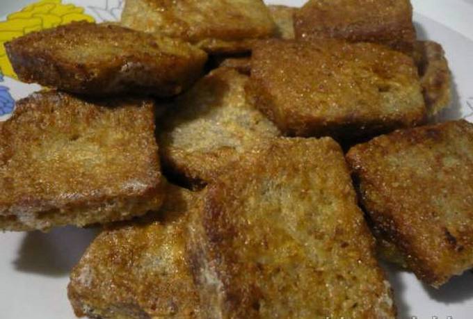 Гренки с чесноком из черного хлеба на сковороде рецепт с фото пошагово