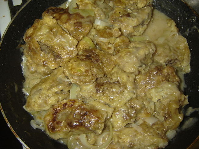 Жареная куриная печень с луком на сковороде пошаговый рецепт