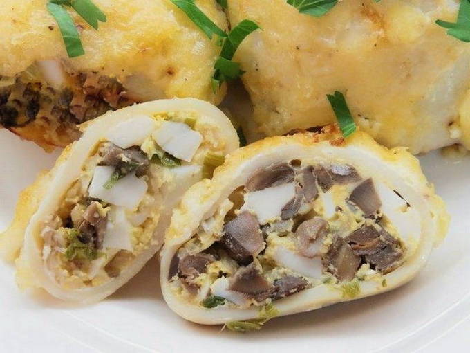 Кальмары фаршированные грибами и яйцом и сыром на сковороде пошаговый рецепт с фото