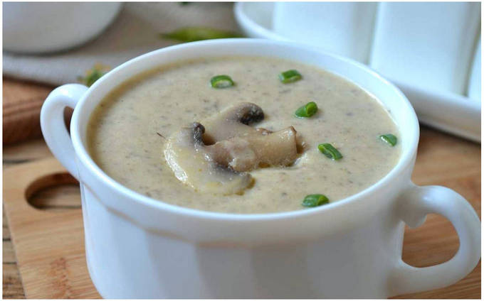 Крем-суп из шампиньонов со сливками и картофелем