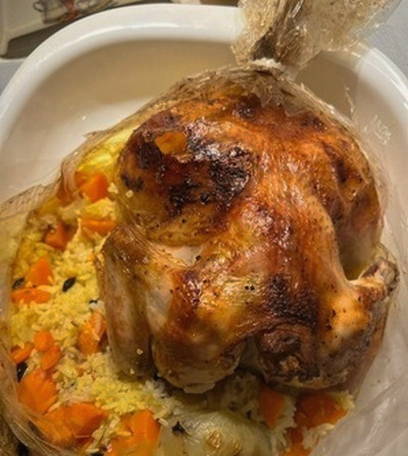 Рис с курицей в рукаве в духовке