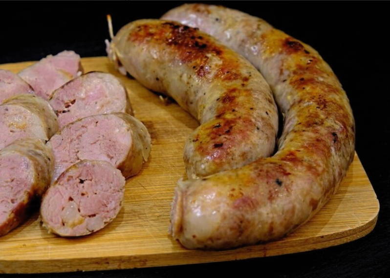 Домашняя колбаса из свинины в домашних условиях
