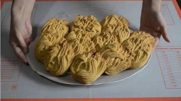 Рассыпчатое песочное печенье на маргарине в духовке