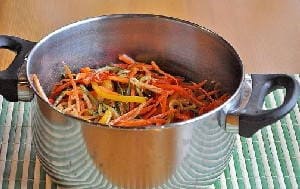 Салат фунчоза по-корейски - 5 рецептов приготовления с фото пошагово