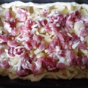Пирог с картошкой и мясом в духовке - 5 простых рецептов с фото