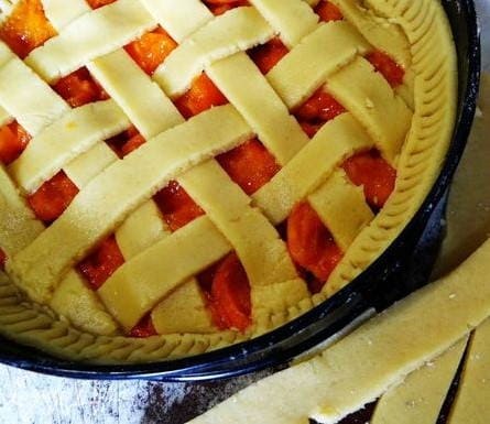 Пирог с абрикосами в духовке простые рецепты