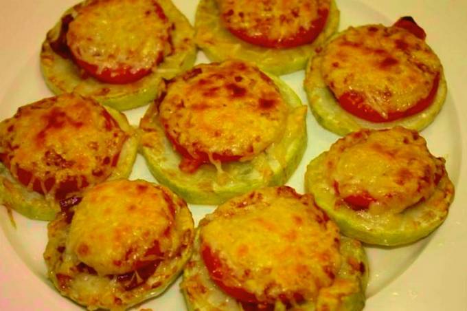 Рецепт: как приготовить кабачки с фаршем и сыром с помидорами в духовке