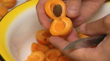 Варенье из абрикосов с апельсинами и лимоном